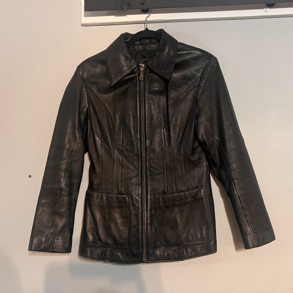 Wilson Womens Classic Black Leather Jacket Full Zip Up Size Small Fitted